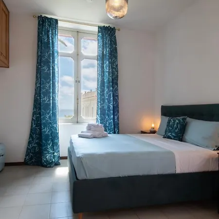 Palazzo Moresco Guest house Santa Marinella