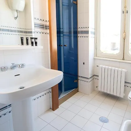 Palazzo Moresco Guest house *