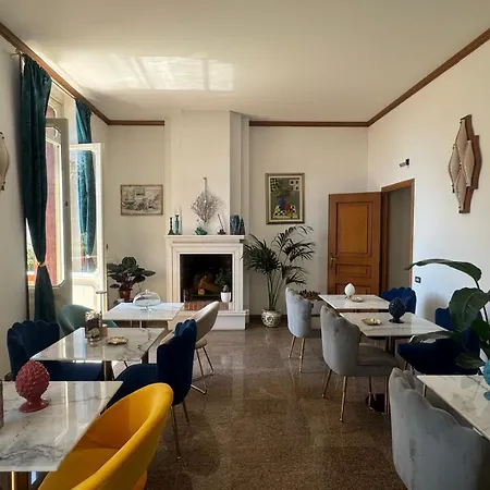 Palazzo Moresco Guest house