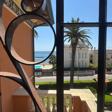 Palazzo Moresco Guest house Santa Marinella
